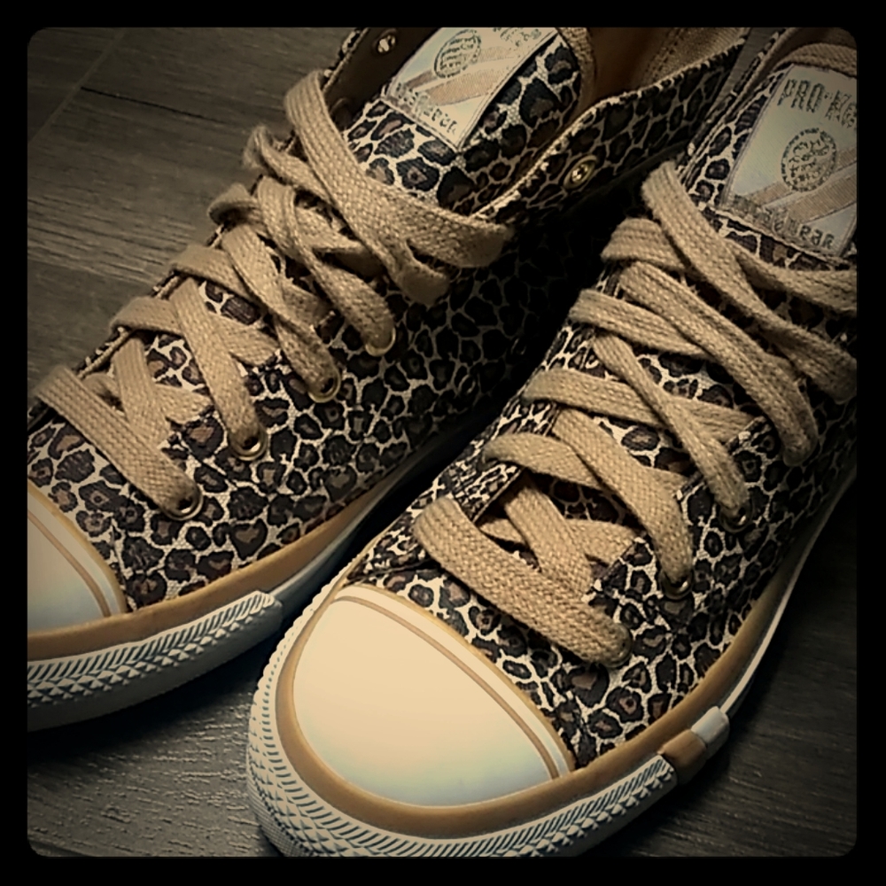 Leopard Rocawear high tops